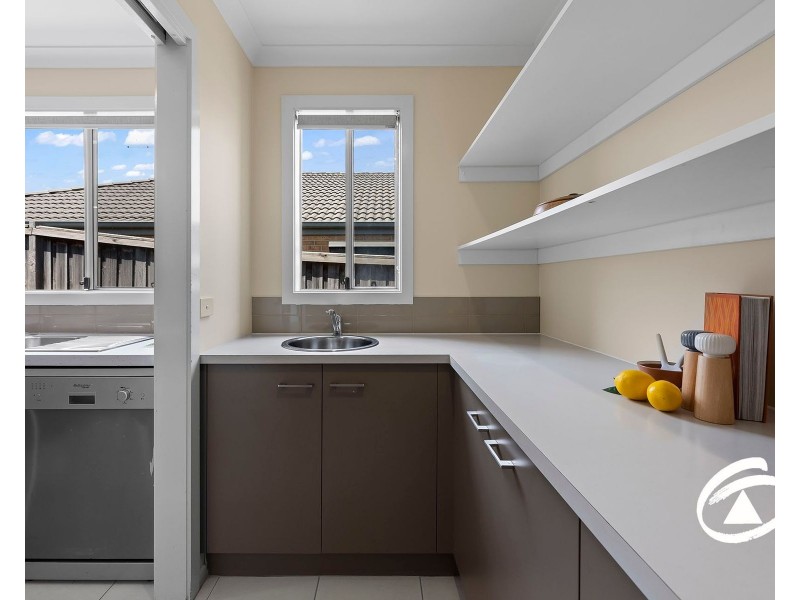 20 Shakespeare Grove, Officer VIC 3809