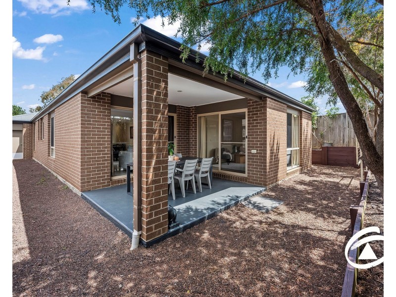 20 Shakespeare Grove, Officer VIC 3809