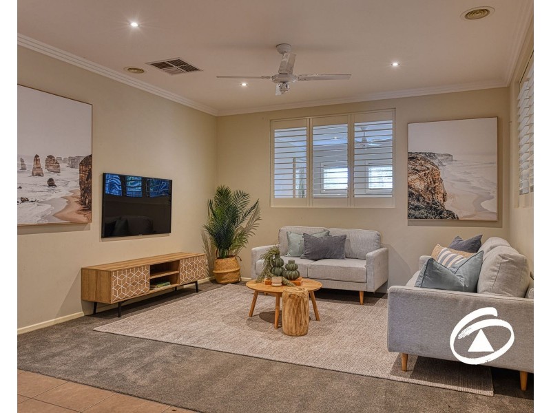 13 Bonneville Parade, Pakenham VIC 3810