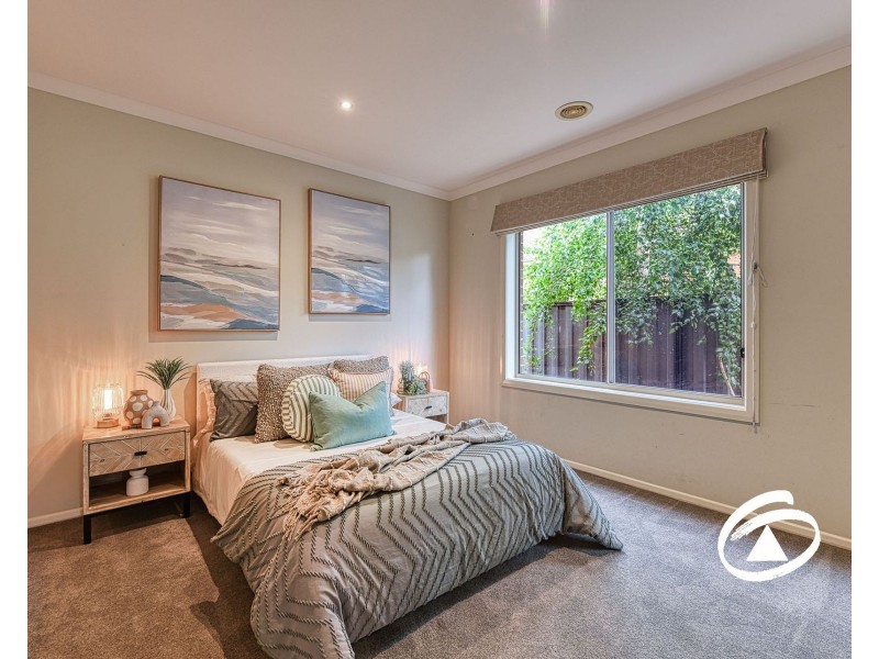 13 Bonneville Parade, Pakenham VIC 3810