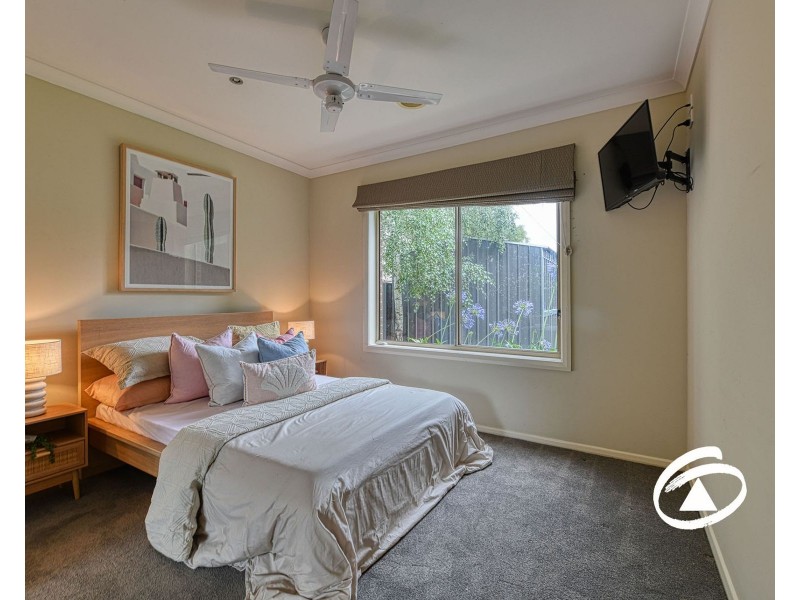 13 Bonneville Parade, Pakenham VIC 3810