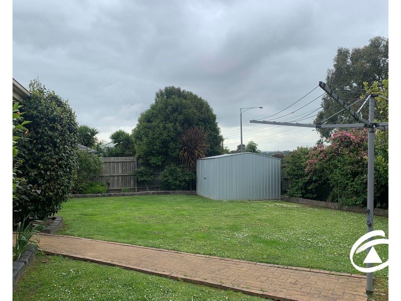 5 Emily Close, Pakenham VIC 3810