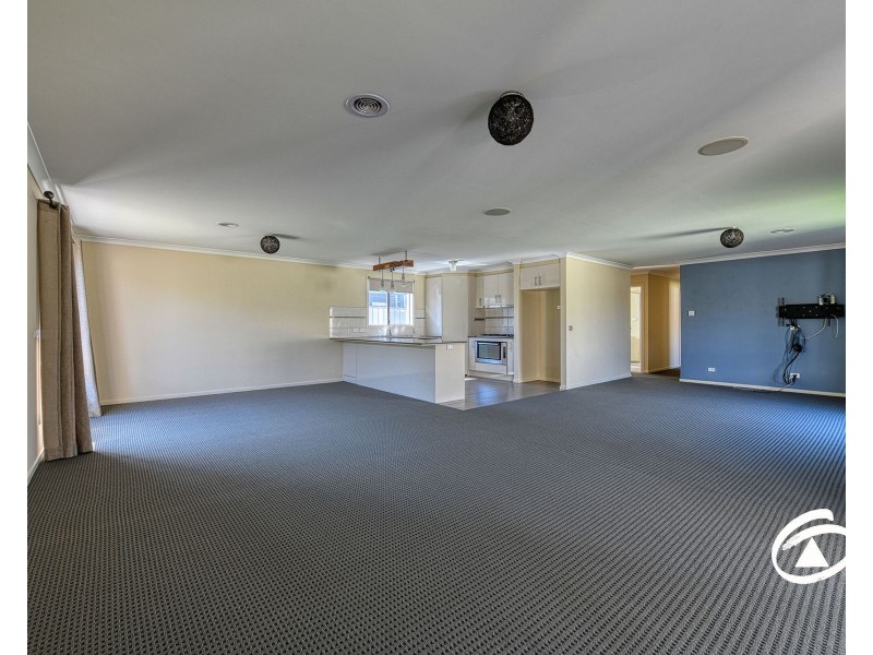 2 Isabel Street, Pakenham VIC 3810