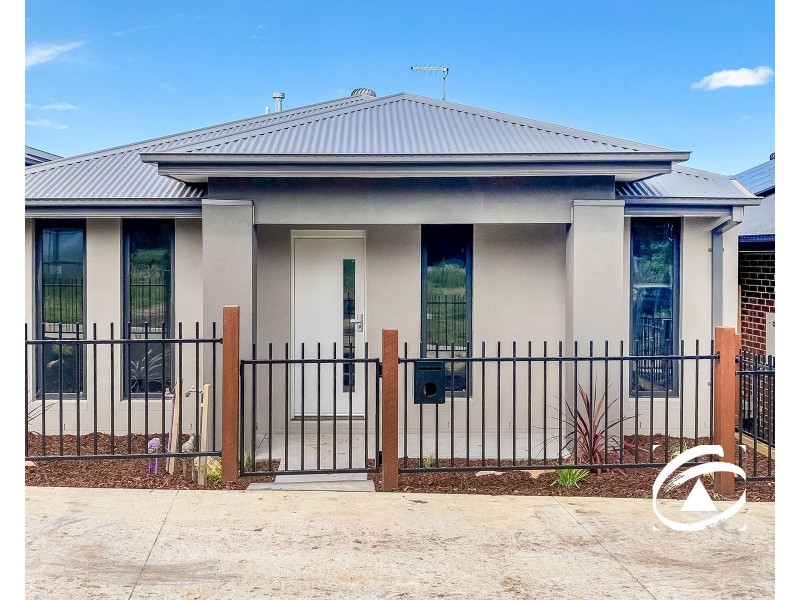 10B Whiteside Road, Officer VIC 3809