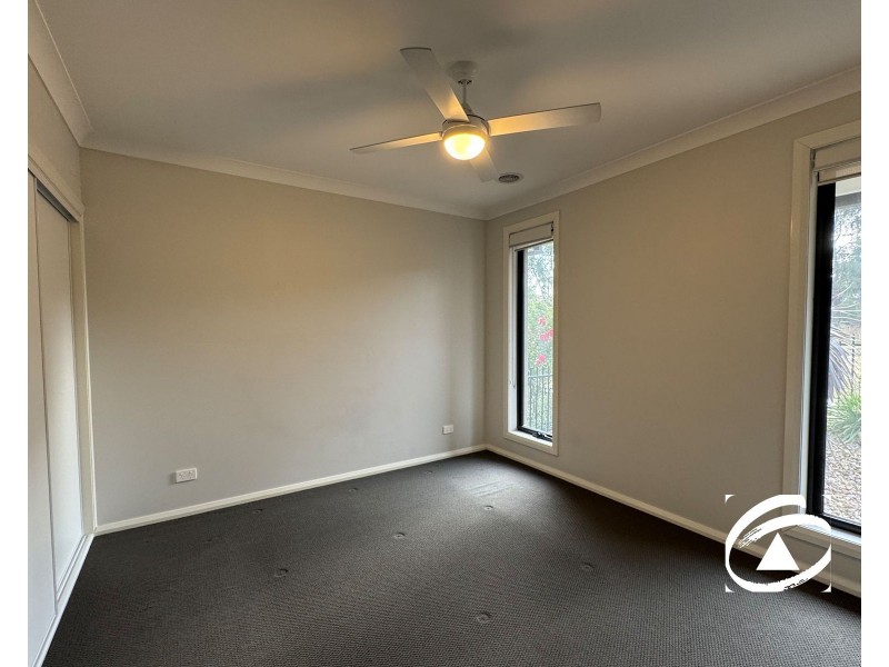 10B Whiteside Road, Officer VIC 3809