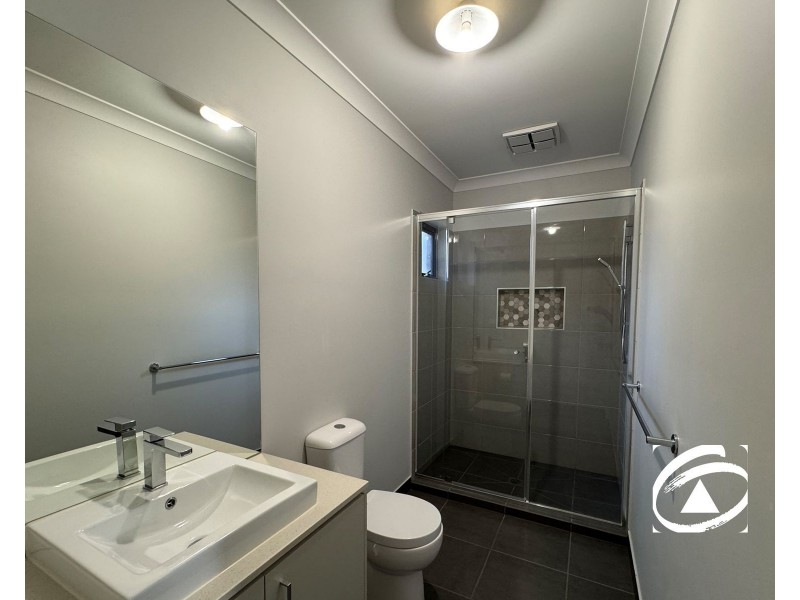 10B Whiteside Road, Officer VIC 3809