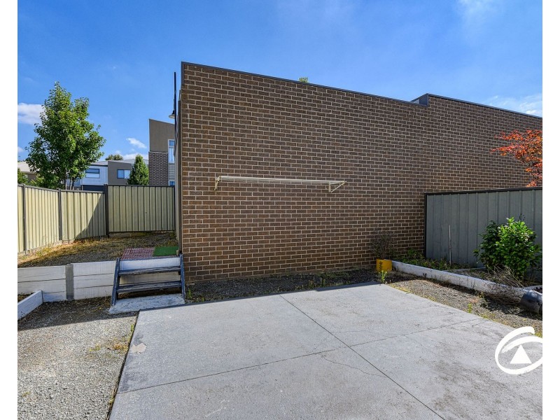 25 Atlantic Drive, Pakenham VIC 3810