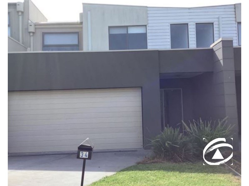 34/23 Atlantic Drive, Pakenham VIC 3810