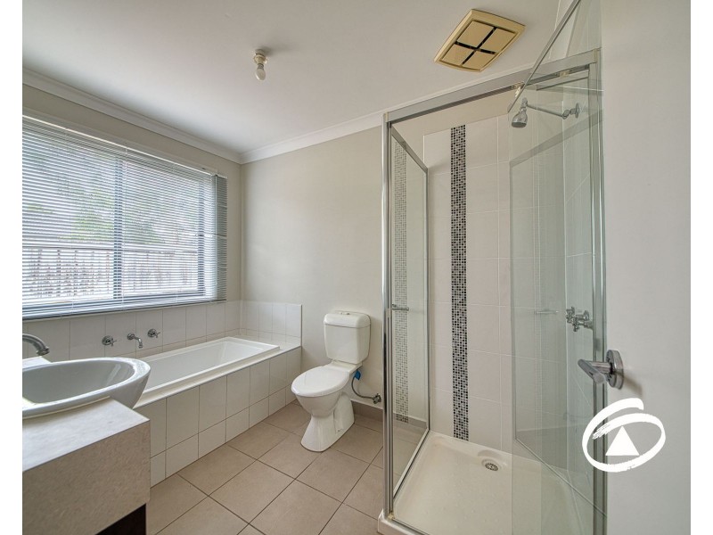 1 Central Avenue, Pakenham VIC 3810