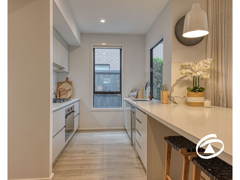 66 Kaduna Drive, Officer South VIC 3809