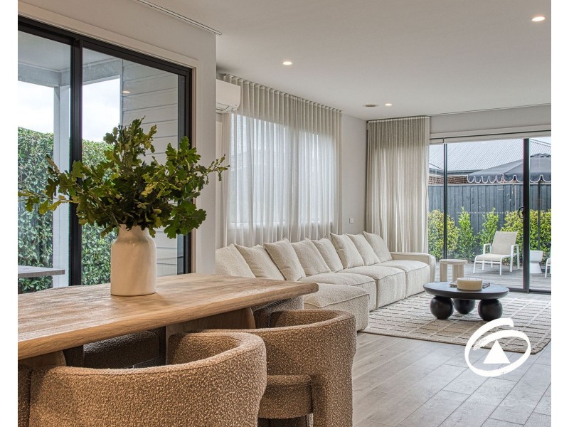 66 Kaduna Drive, Officer South VIC 3809