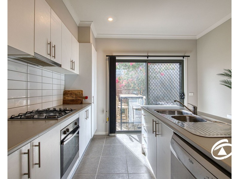 31 Onyx Crescent, Officer VIC 3809