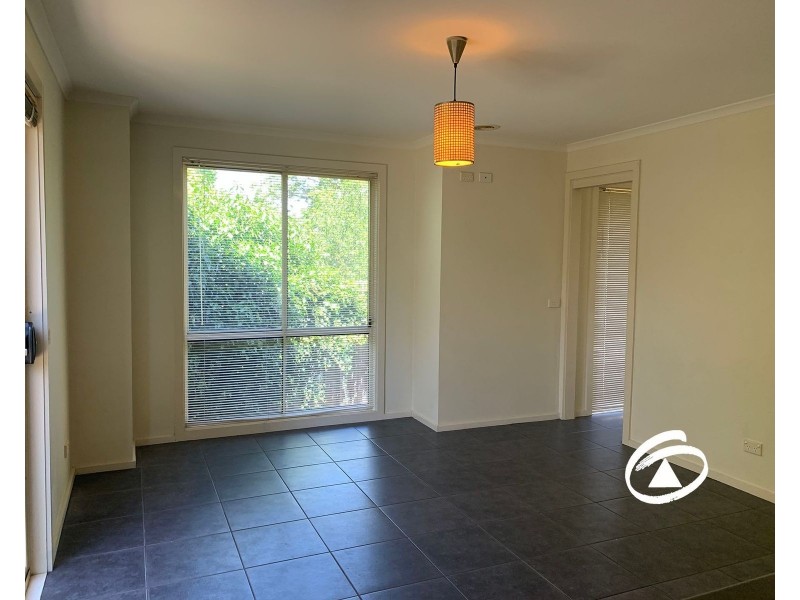 3/31 Princes Highway, Pakenham VIC 3810
