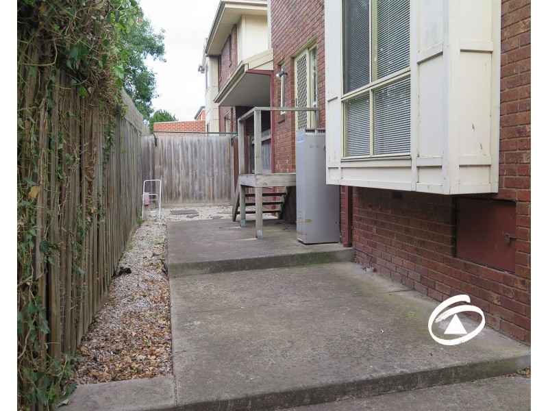3/31 Princes Highway, Pakenham VIC 3810
