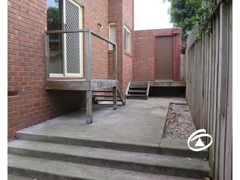 3/31 Princes Highway, Pakenham VIC 3810