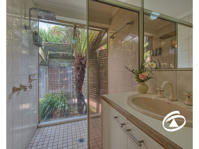 17 Kilgerron Court, Narre Warren South VIC 3805