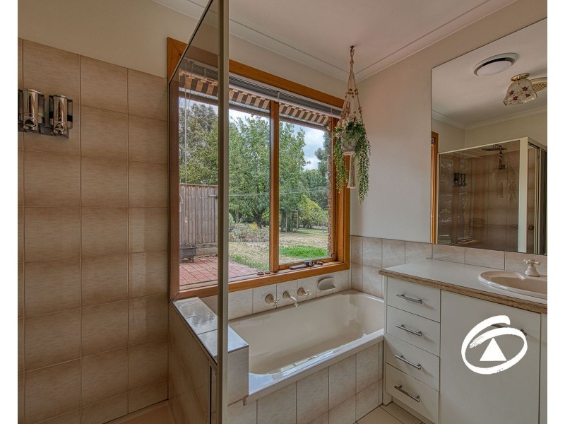 17 Kilgerron Court, Narre Warren South VIC 3805