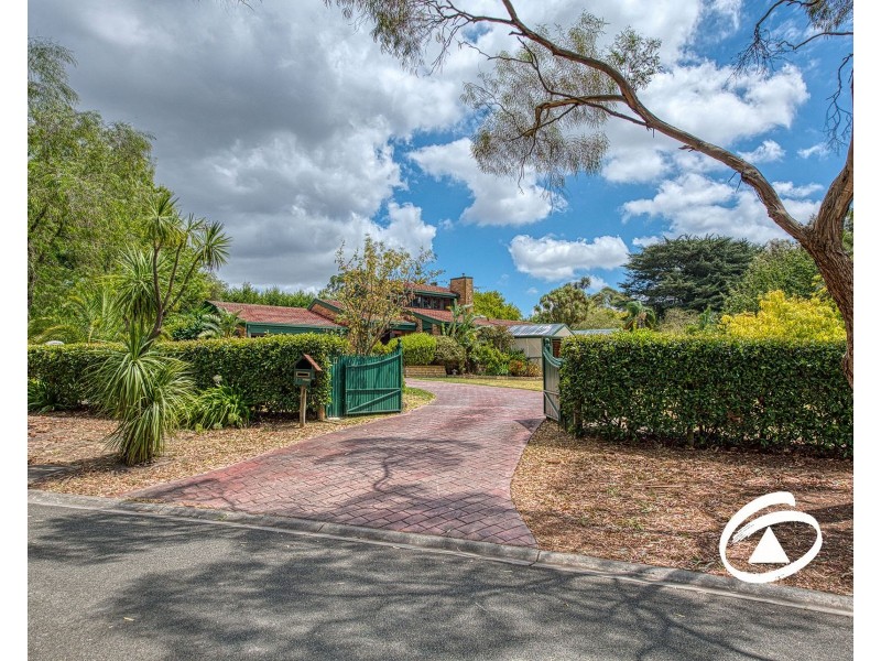 17 Kilgerron Court, Narre Warren South VIC 3805
