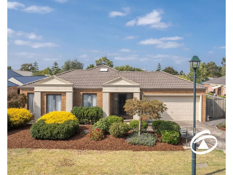 4 Hume Court, Pakenham VIC 3810