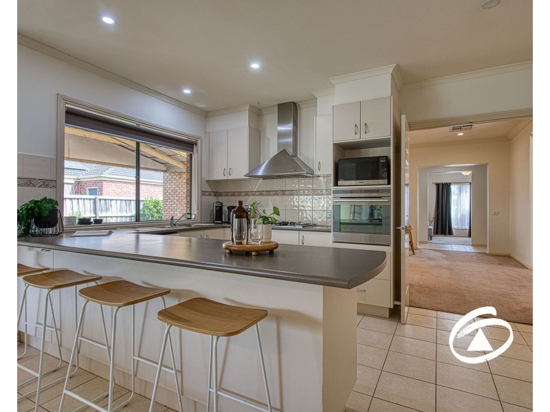 4 Hume Court, Pakenham VIC 3810