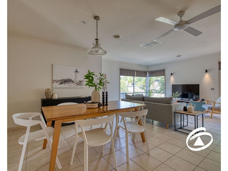 4 Hume Court, Pakenham VIC 3810