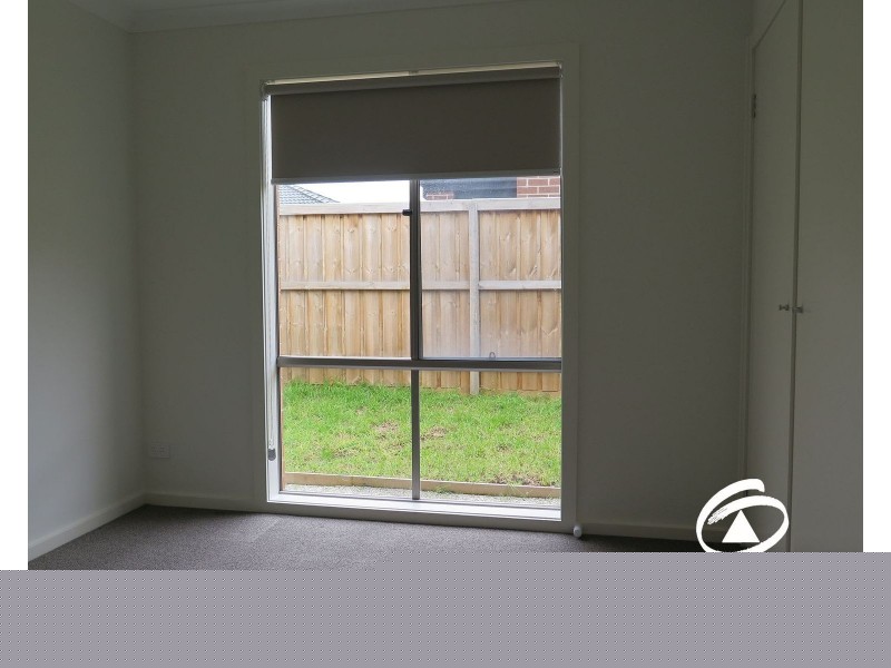 40 Hawkesbury Street, Pakenham VIC 3810