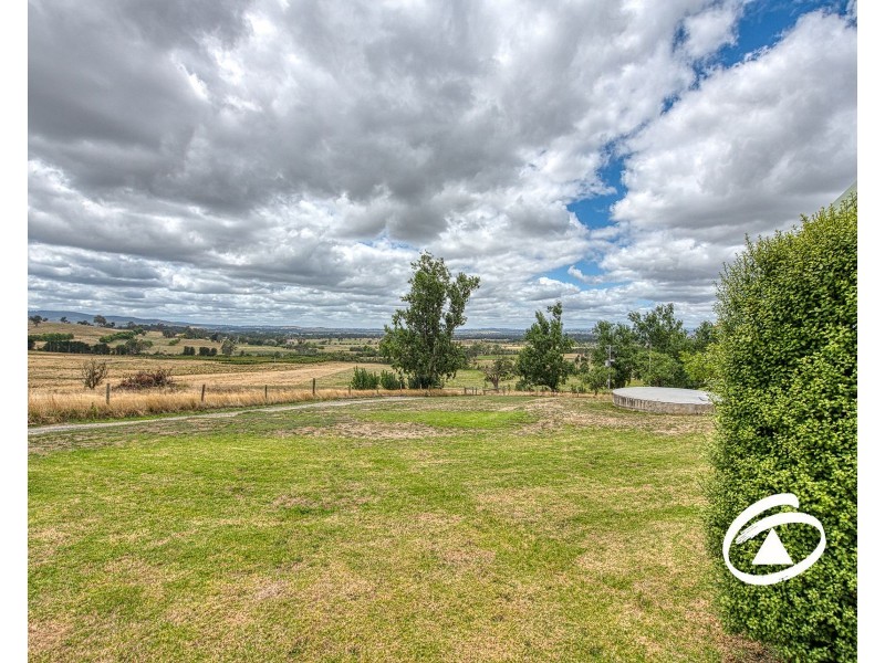 35 Ellis Road, Tonimbuk VIC 3815