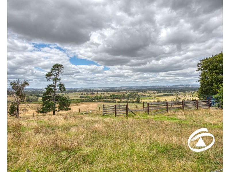 35 Ellis Road, Tonimbuk VIC 3815