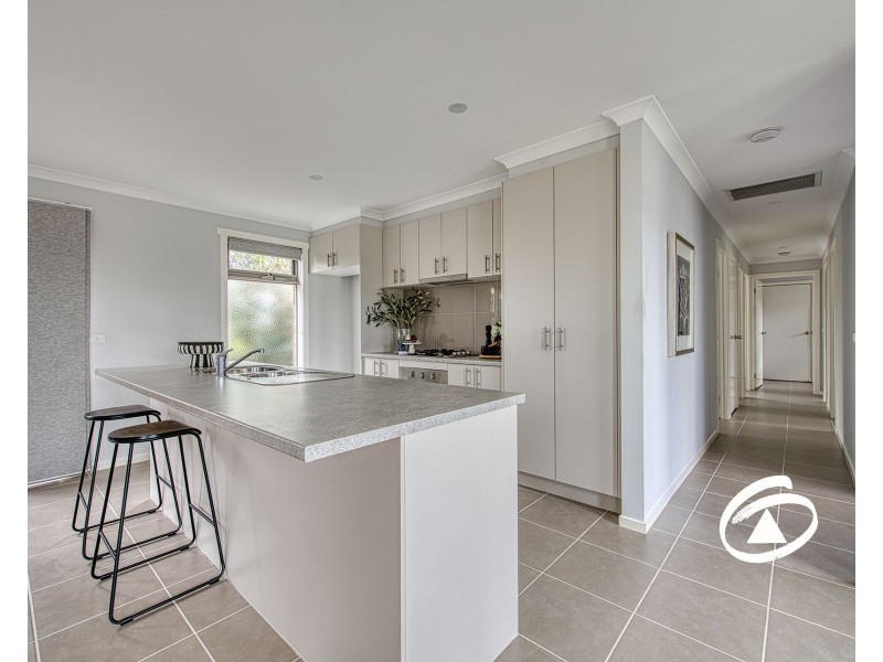 1/5 Spencer Place, Pakenham VIC 3810