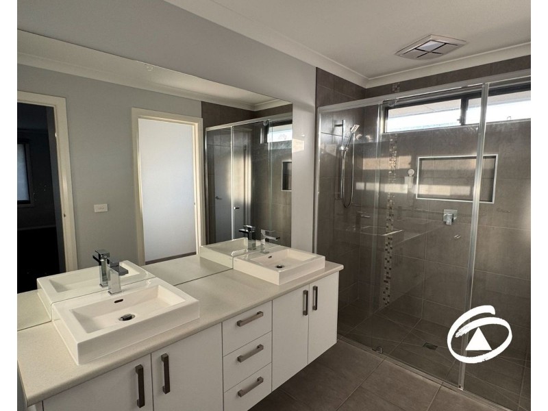 35 Bridge Road, Officer VIC 3809