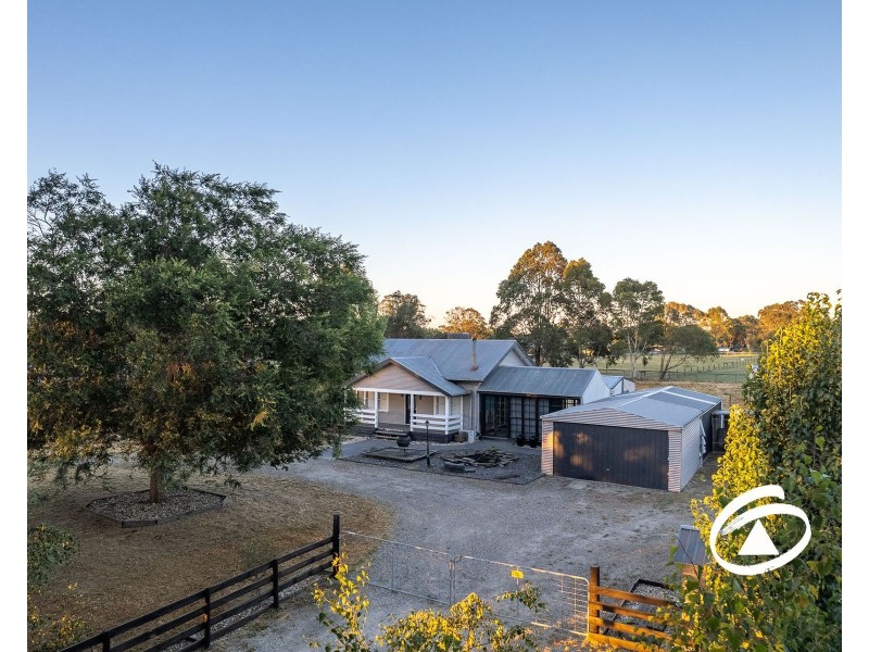 26 Henry Road, Bunyip VIC 3815
