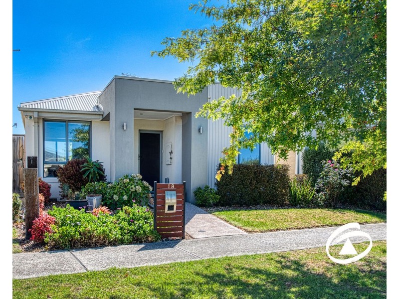 19 Timbertop Boulevard, Officer VIC 3809