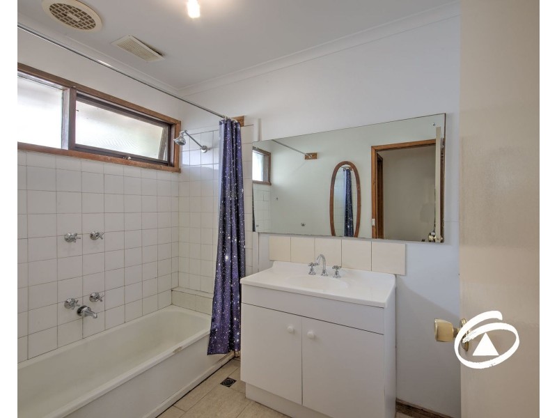 14 Wadsley Avenue, Pakenham VIC 3810