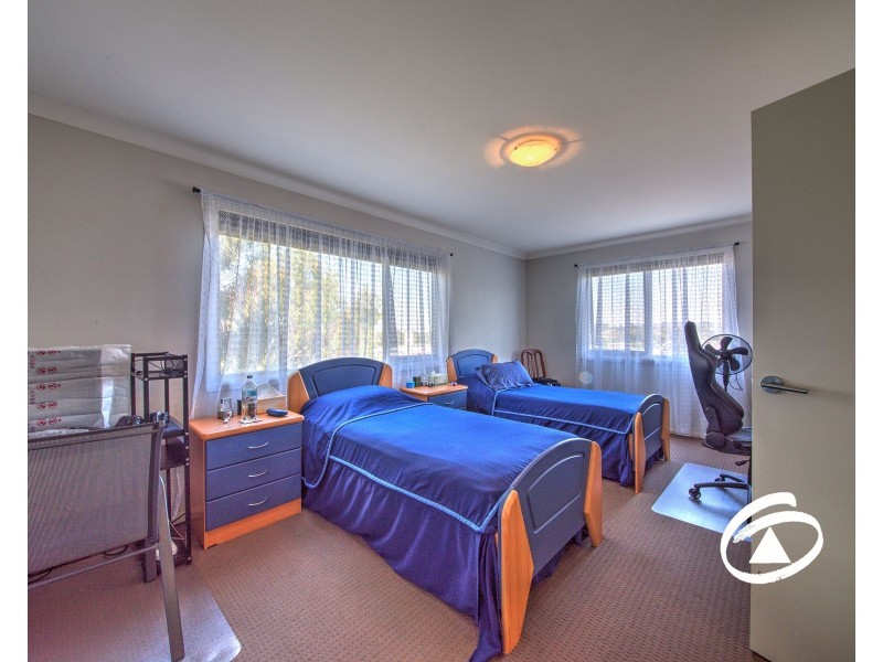 14 Annecy Lane, Pakenham VIC 3810