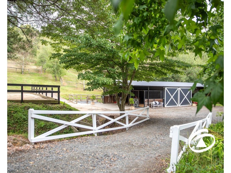 944 Pakenham Road, Pakenham Upper VIC 3810