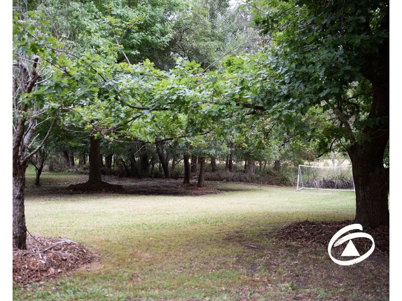 944 Pakenham Road, Pakenham Upper VIC 3810