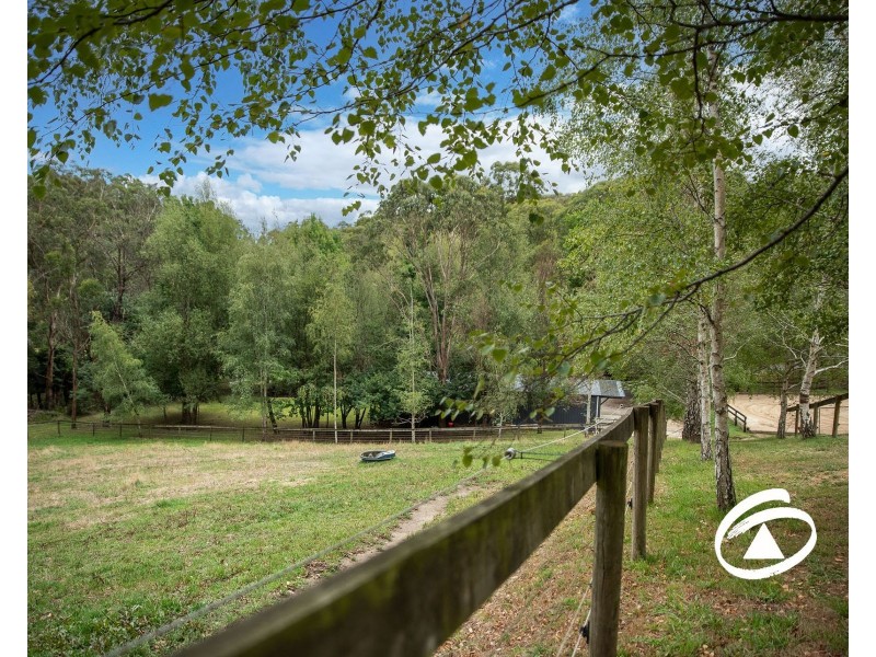 944 Pakenham Road, Pakenham Upper VIC 3810