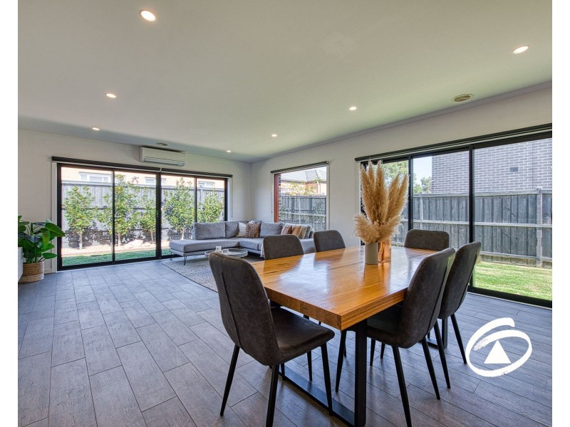 15 Kiama Street, Officer VIC 3809