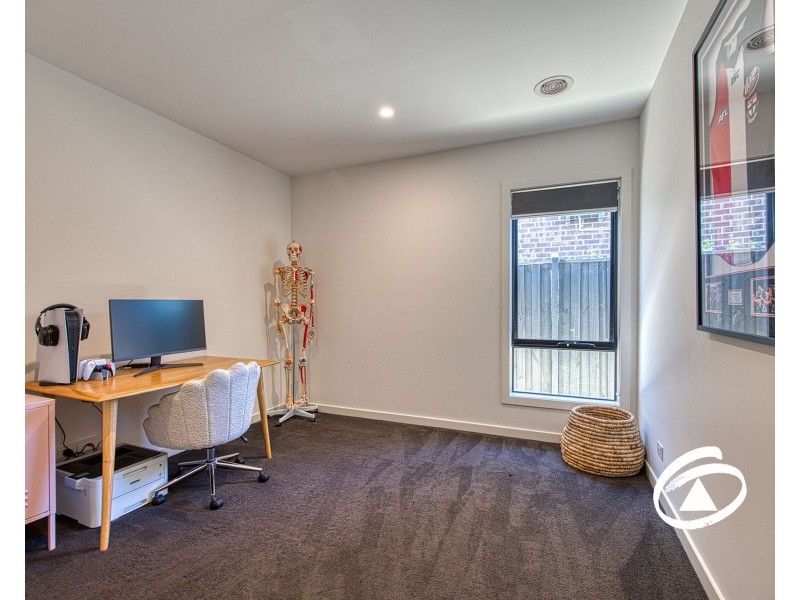 15 Kiama Street, Officer VIC 3809