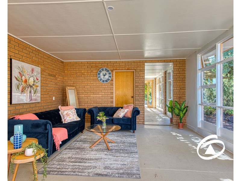 110 Bourkes Creek Road, Pakenham Upper VIC 3810