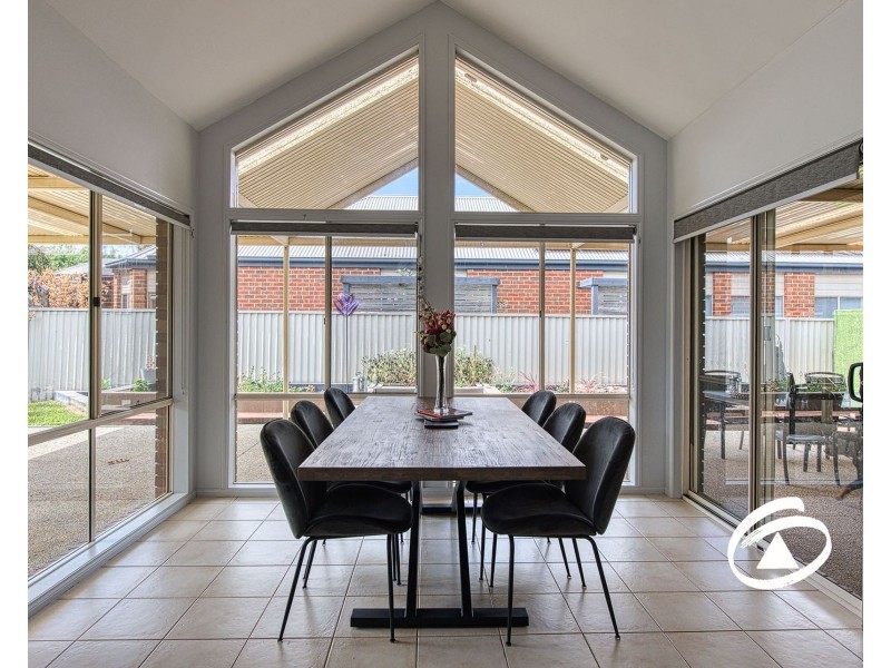 50 Flinders Chase, Pakenham VIC 3810