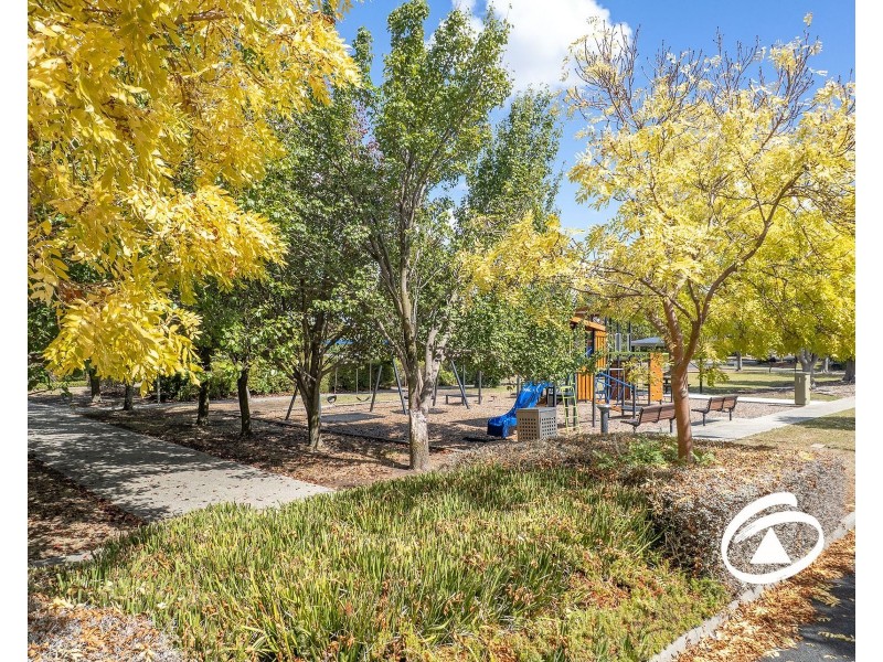 50 Flinders Chase, Pakenham VIC 3810