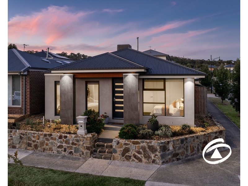 239 Pink Hill Boulevard, Officer VIC 3809