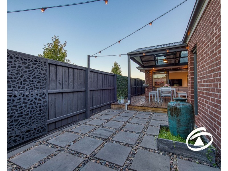 239 Pink Hill Boulevard, Officer VIC 3809