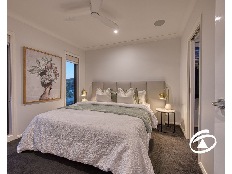 239 Pink Hill Boulevard, Officer VIC 3809