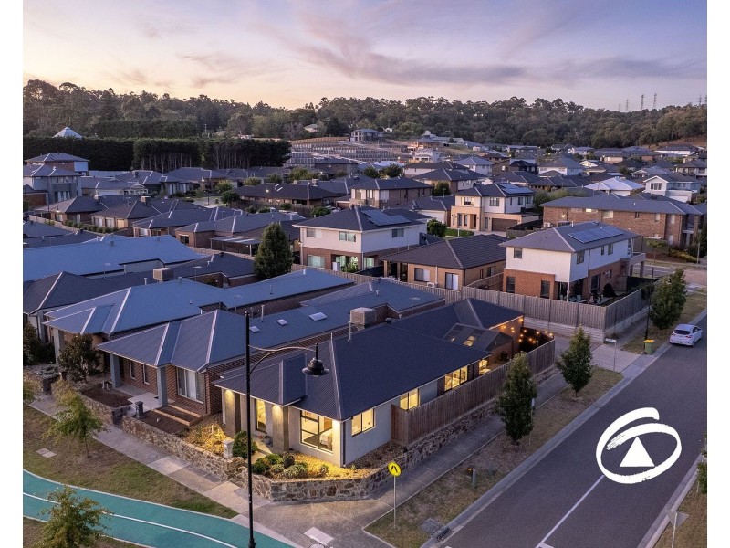 239 Pink Hill Boulevard, Officer VIC 3809