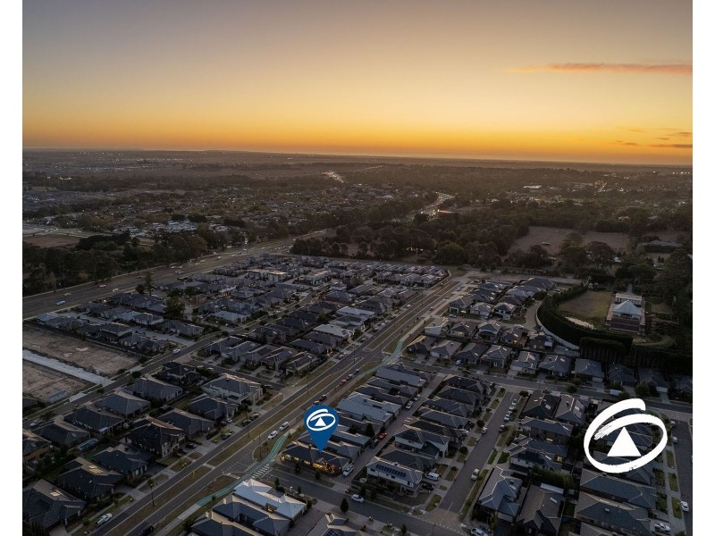 239 Pink Hill Boulevard, Officer VIC 3809