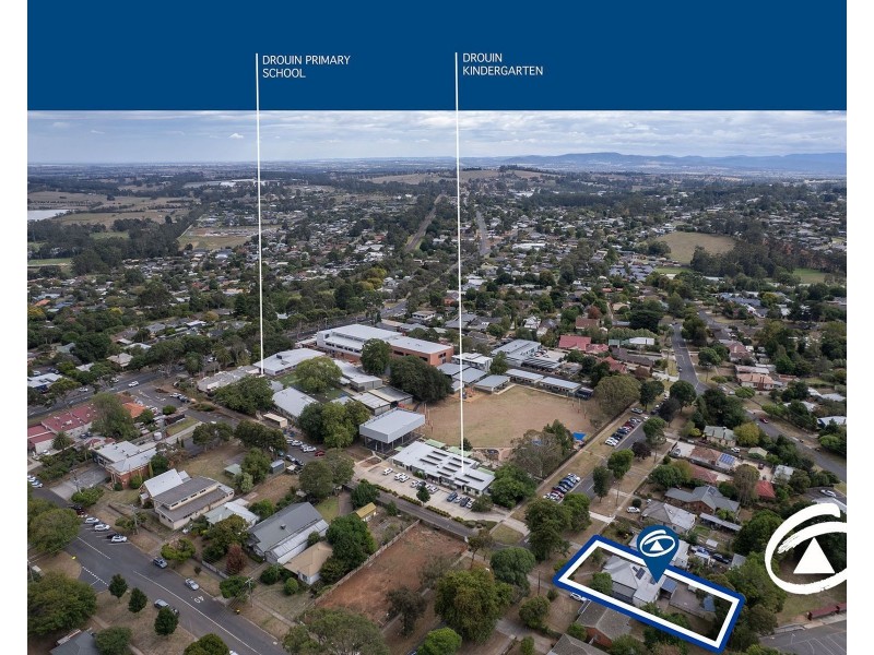 9 Grant Street, Drouin VIC 3818