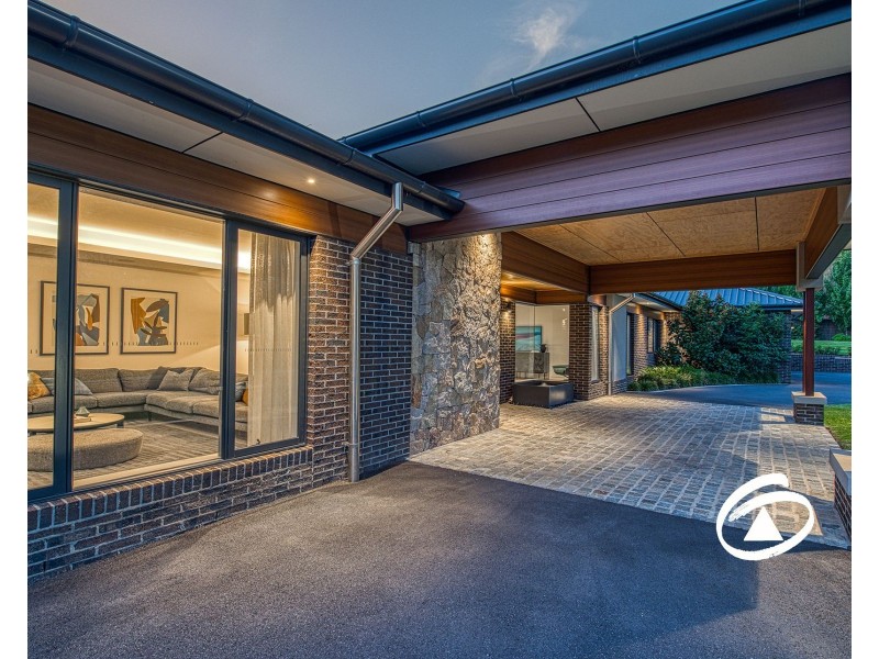 27 Beaumont Road, Berwick VIC 3806