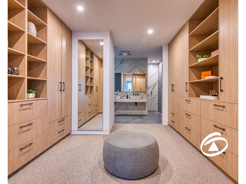 27 Beaumont Road, Berwick VIC 3806